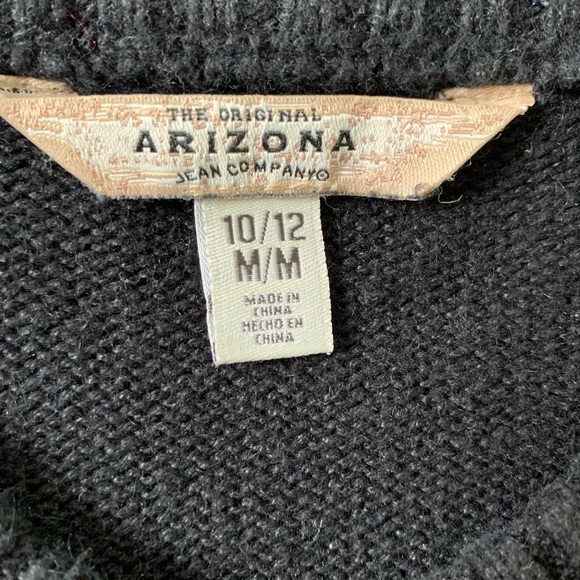 Black Diamond Pattern Sweater - Picture 3 of 3